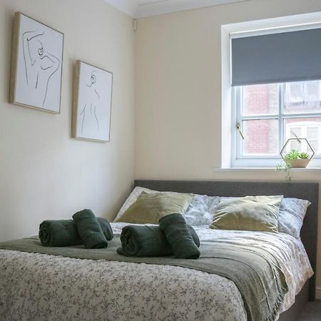 Lovely 3-Bedroom Apartment In Colchester Luaran gambar